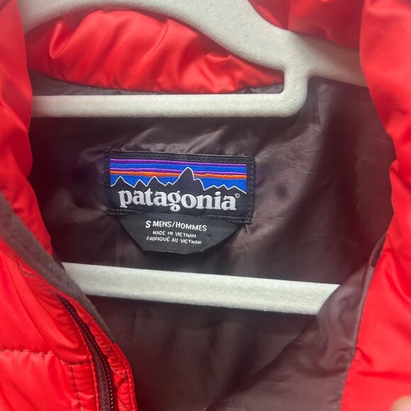 Patagonia Red NanoPuff Insulated Vest S Lightweight sustainable - Picture 3 of 9